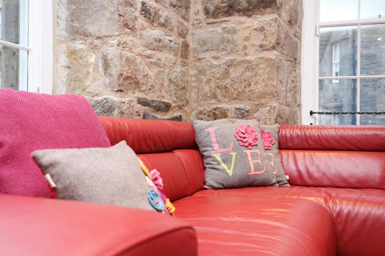 Joivy Elegant Home At The Heart Of The Royal Mile Единбург Екстер'єр фото